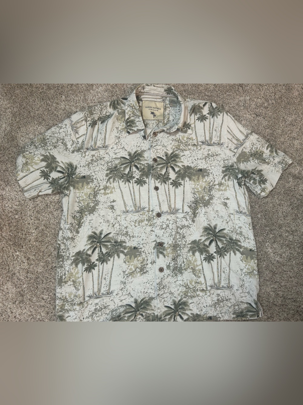 Island Republic Vintage Collection 100% Silk Palm Tree Hawaiian Camp Shirt M